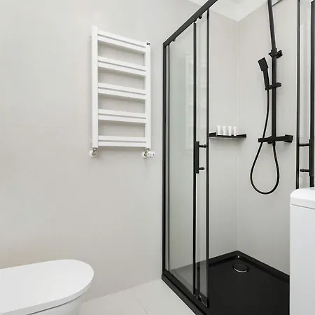 Apartment Przytulny Z Widokiem, Parking & Balkon By Renters *