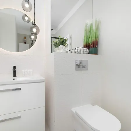 Przytulny Z Widokiem, Parking & Balkon By Renters Apartment *